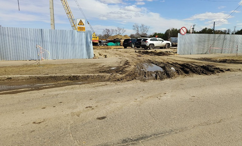 Благовещенская строительная компания ответит за вынос грязи на проезжую часть 