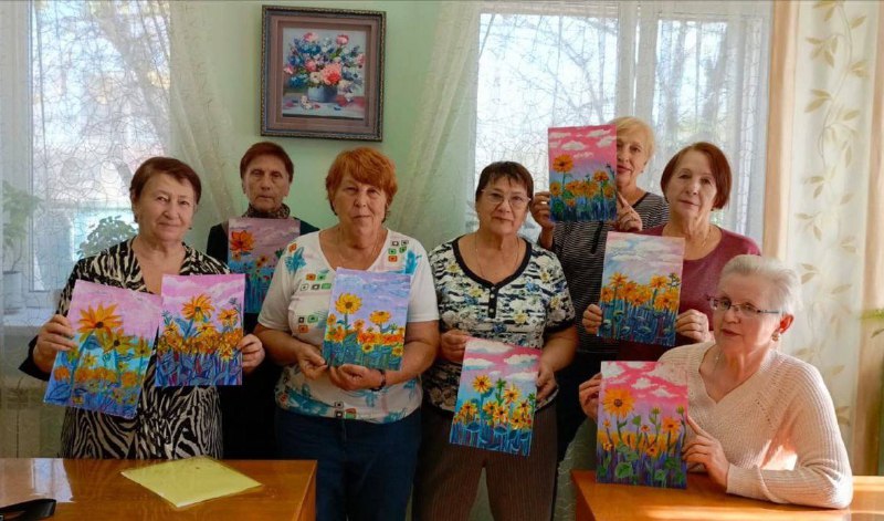 В Благовещенске старшее поколение танцует, рисует, лепит, занимается спортом и рукоделием В Благовещенске старшее поколение танцует, рисует, лепит, занимается спортом и рукоделием