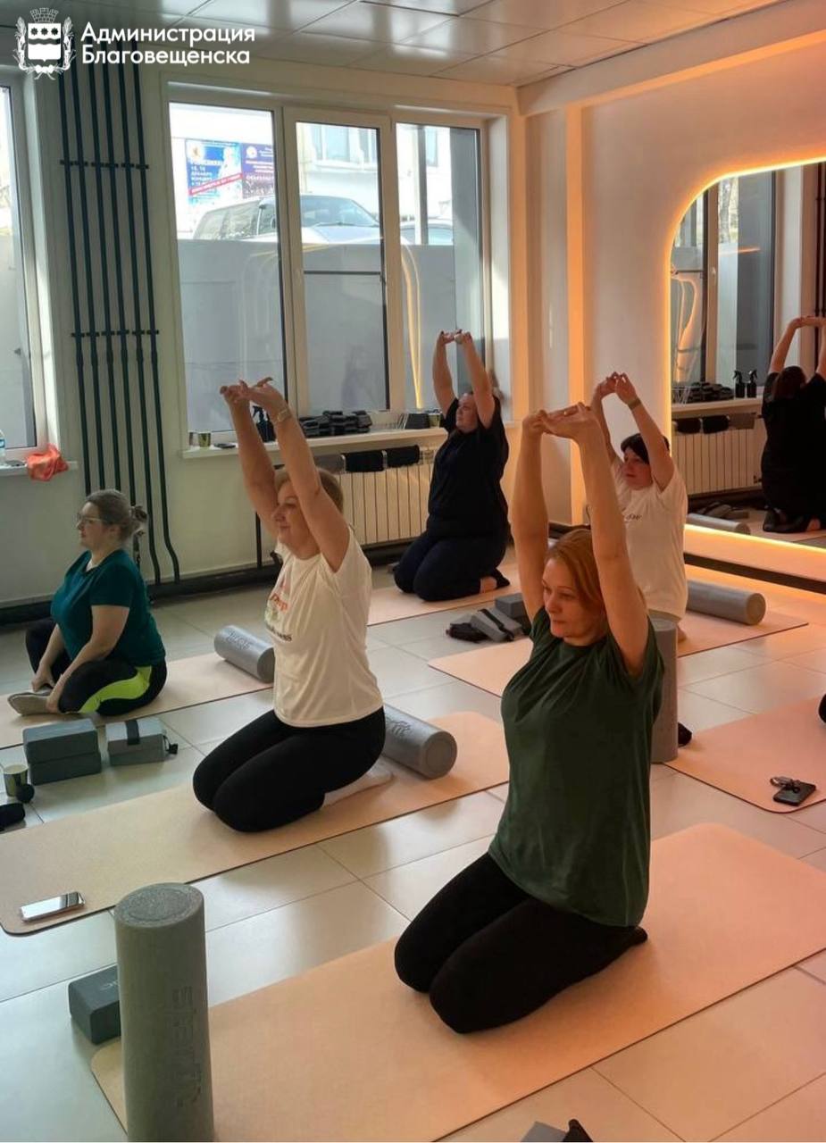 В Благовещенске стартовали бесплатные фитнес-тренировки для женщин