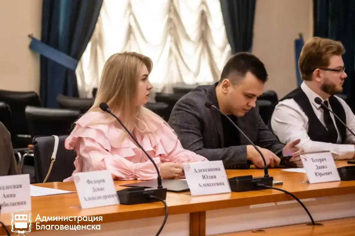 Педагоги Благовещенска готовятся удивлять жюри на региональном этапе конкурса профессионального мастерства