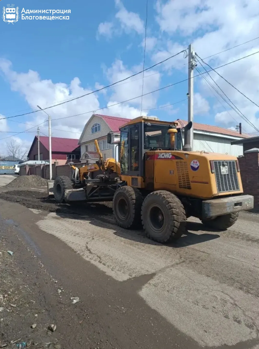 В Благовещенске приводят в порядок садовые маршруты