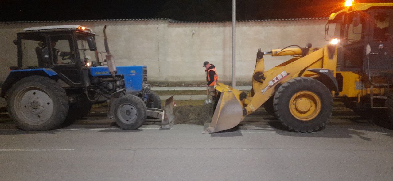 Очистили прилотковую часть и пропылесосили: в областном центре чище стала Чайковского