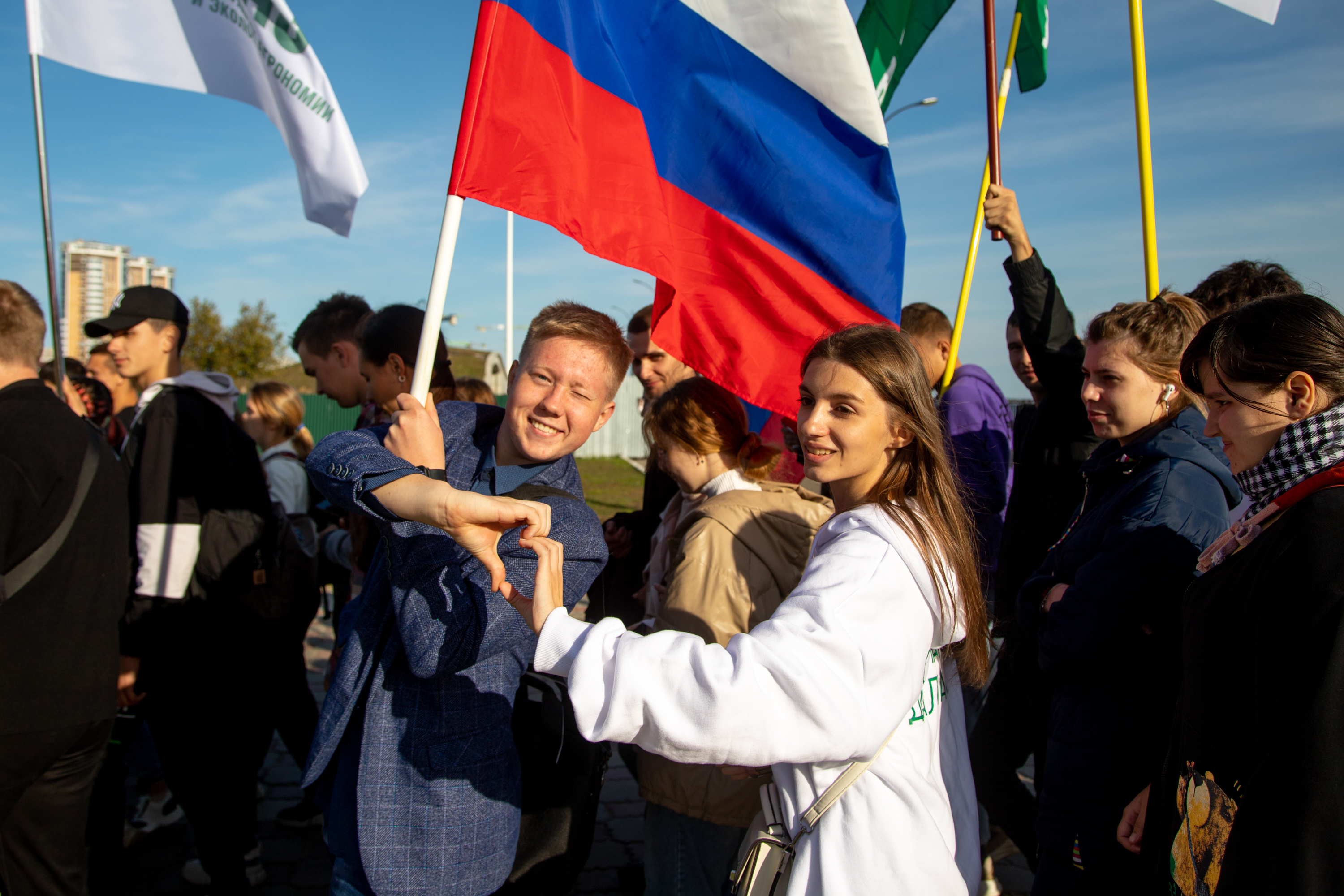 Молодые активисты Благовещенска могут отправиться в путешествие по России Молодые активисты Благовещенска могут отправиться в путешествие по России