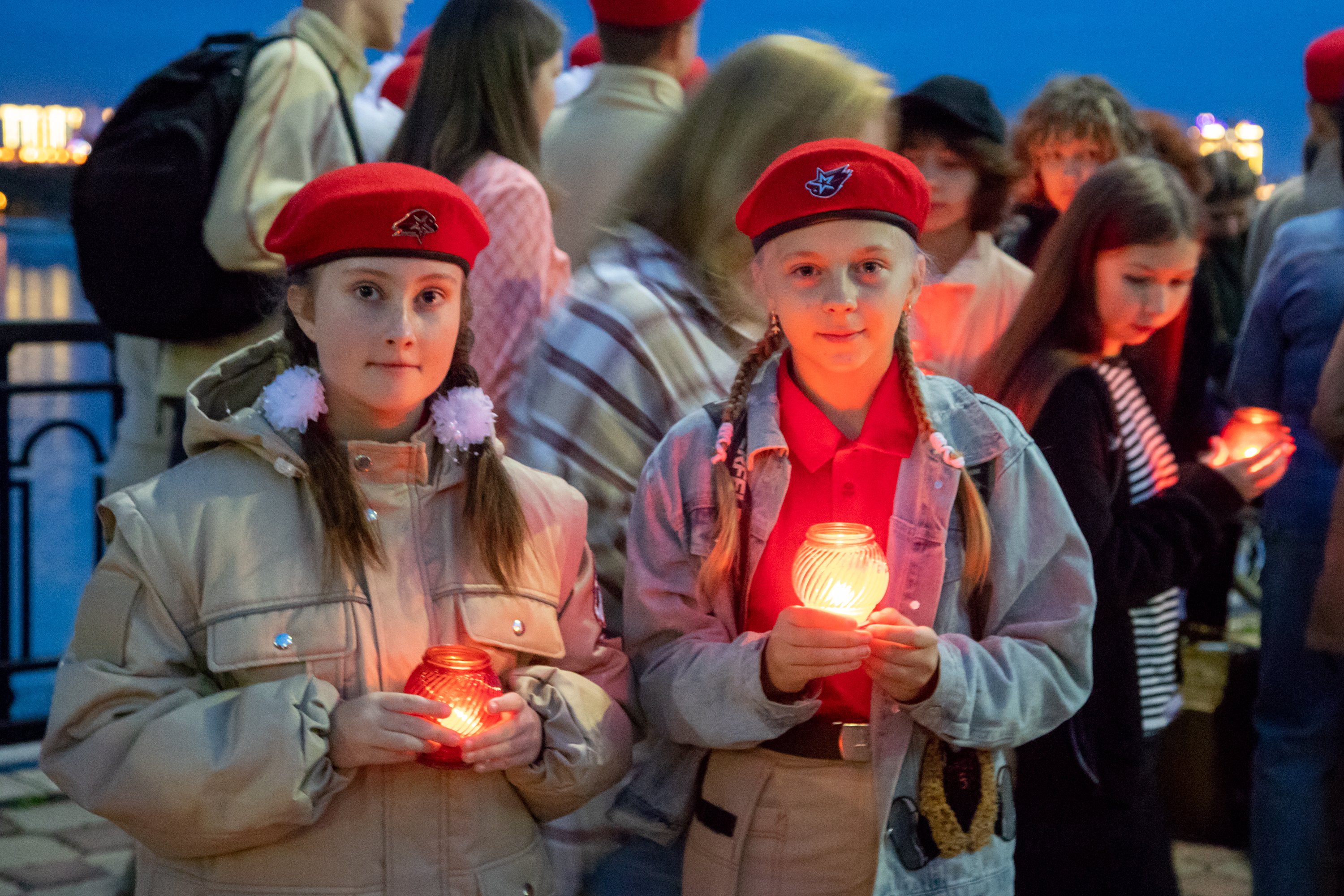 Благовещенцев приглашают поддержать флэшмоб «Свеча в окне» Благовещенцев приглашают поддержать флэшмоб «Свеча в окне»