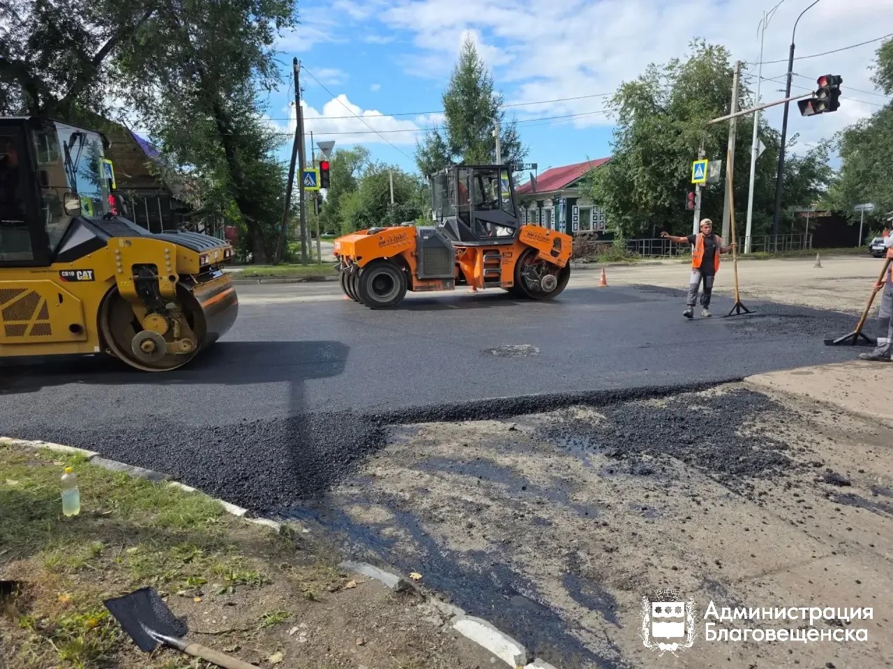 Ямочный ремонт «зашёл» в район КПП в Благовещенске