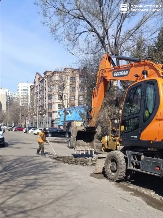 К ямочному ремонту в Благовещенске присоединился ГСТК