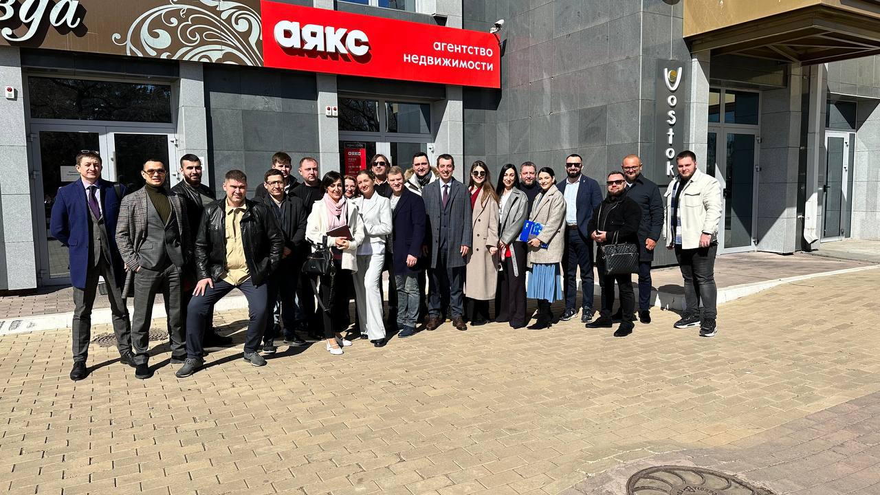 Благовещенские предприниматели на бизнес-завтраке обсудили вопросы сотрудничества с КНР Благовещенские предприниматели на бизнес-завтраке обсудили вопросы сотрудничества с КНР
