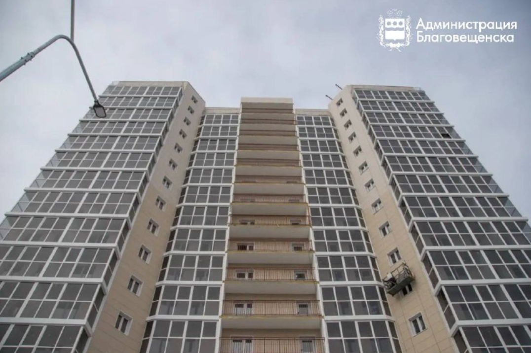 Около половины жилья, построенного в Амурской области в 2025 году, возведено в Благовещенске