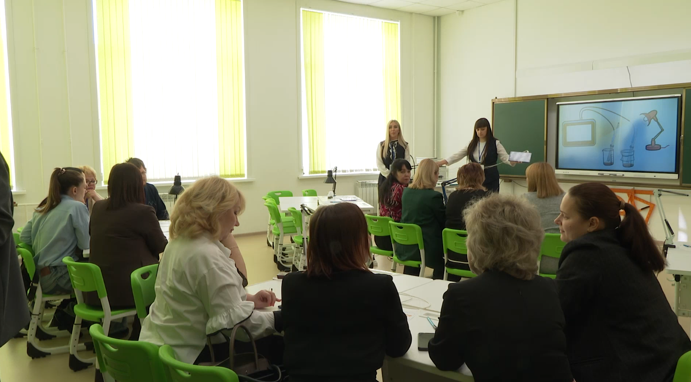 Мультстудии, голографические комплексы и виртуальная реальность: какими разработками удивили участников Форума образовательных решений Благовещенска?