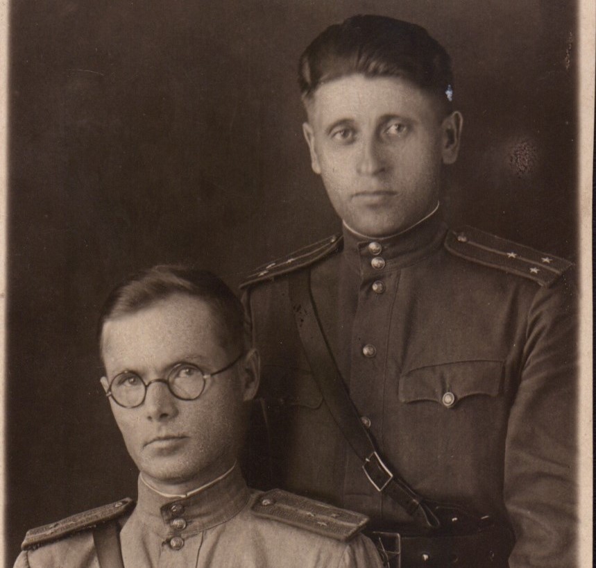 В Благовещенске открылась экспозиция в честь Михаила Устюгова. Он внёс вклад в развитие телевидения и радиовещания на территории города