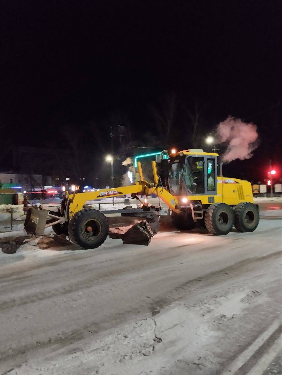 Вывоз снега, очистка тротуаров и дорог: где трудились сотрудники ГСТК ночью?