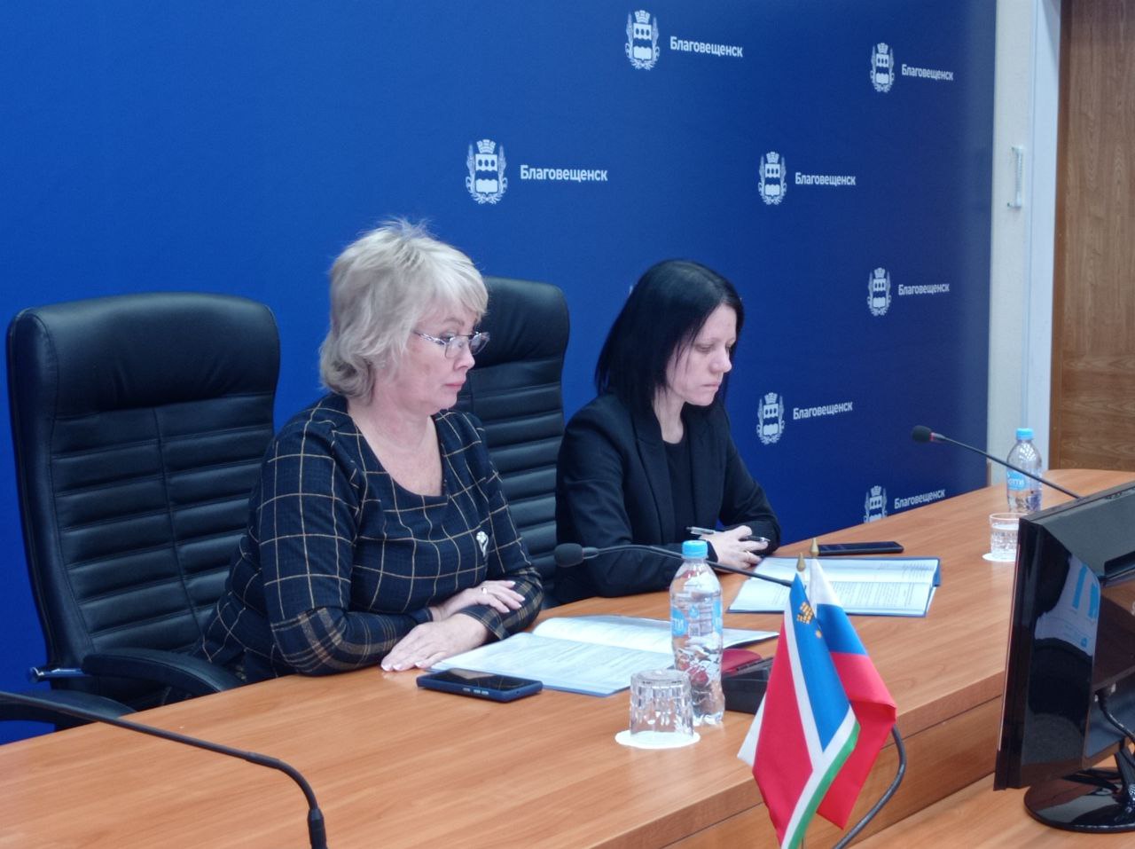 Сегодня в администрации города Благовещенска прошло очередное заседание Совета по противодействию коррупции Сегодня в администрации города Благовещенска прошло очередное заседание Совета по противодействию коррупции