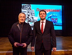 Церемония награждения медалями «За строительство Байкало-Амурской магистрали»