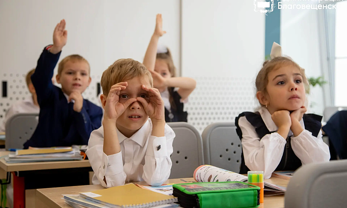 Дезинфекция, проветривание и медицинское наблюдение: в благовещенских школах уделяют большое внимание профилактике