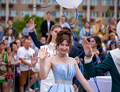 В Благовещенске отгремел выпускной