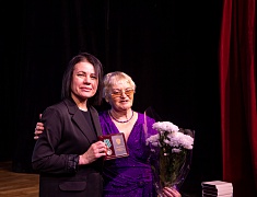 В Благовещенске наградили юбилейными медалями БАМа