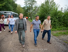 Мэр Благовещенска Олег Имамеев выехал на подтапливаемые во время дождей участки