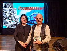 Церемония награждения медалями «За строительство Байкало-Амурской магистрали»