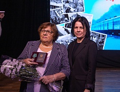 Церемония награждения медалями «За строительство Байкало-Амурской магистрали»