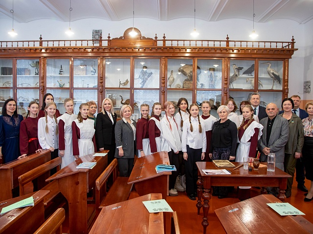 В Алексеевской гимназии открыли исторический кабинет биологии
