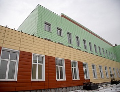 Мэр Благовещенска Олег Имамеев проинспектировал строительство нового корпуса 16 школы на улице Тепличной