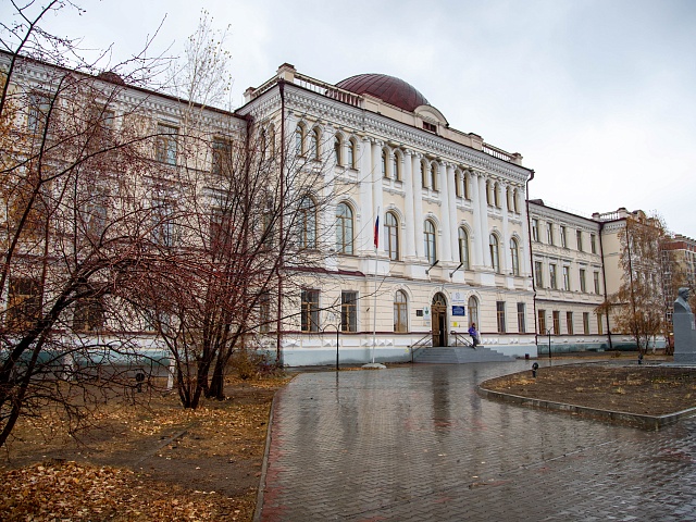 Для девятиклассников Благовещенска стартовал прием заявлений на участие в итоговом собеседовании по русскому языку