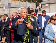 На Амуре прошла традиционная акция «Цветы на воде»