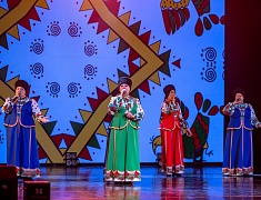 В общественно‑культурном центре прошел благотворительный концерт «Крымская весна»