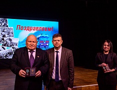 В Благовещенске наградили юбилейными медалями БАМа