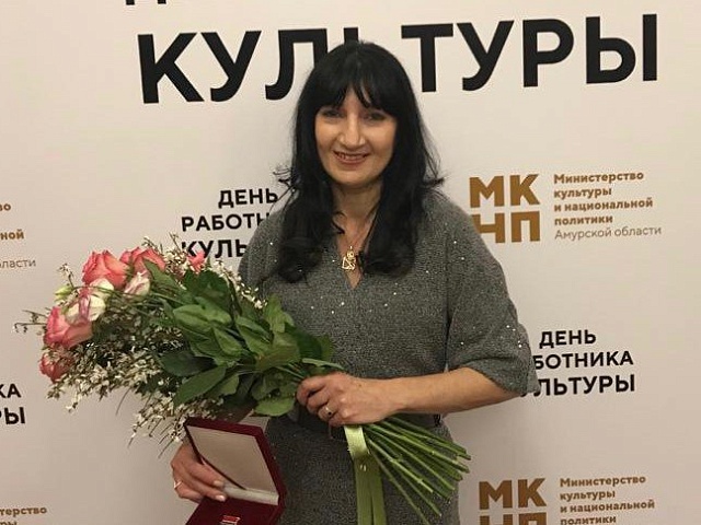 Преподаватель из Благовещенка вошла в список «100 лучших преподавателей детских школ искусств России» 