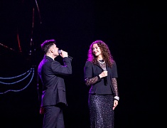 В Благовещенске в преддверии 8 Марта прошел большой праздничный концерт