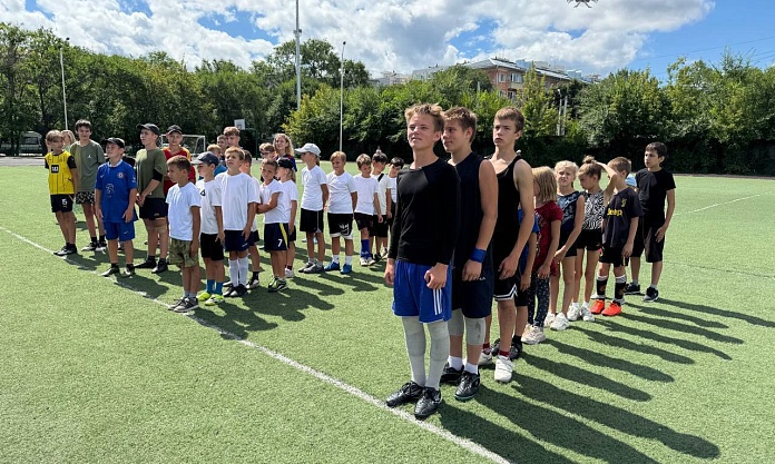 17 школьных стадионов Благовещенска открыты для свободного посещения 