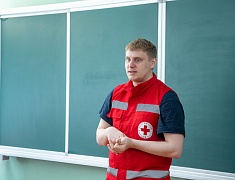 В школе №13 прошли практические занятия по оказанию первой помощи для учеников младших классов