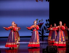 В Благовещенске в преддверии 8 Марта прошел большой праздничный концерт