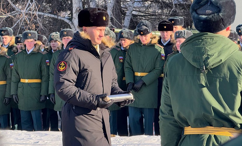 «Знайте, что защите будет подлежать лишь то, что вам действительно дорого. Ваша семья, ваш народ, ваша история и Отечество»