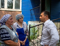 Мэр Олег Имамеев посетил добровольческий пункт помощи бойцам СВО