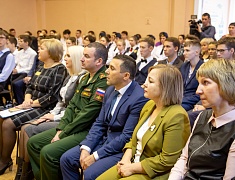 Гимназии 25 присвоили имя Героя России Андрея Иванова