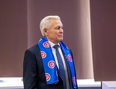 Заместитель мэра Благовещенска Дмитрий Перов поздравил «Ассоциацию пожилых людей» с юбилеем