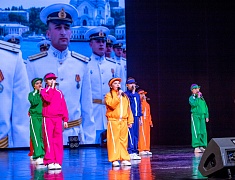 В общественно‑культурном центре прошел благотворительный концерт «Крымская весна»