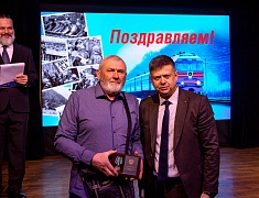В Благовещенске наградили юбилейными медалями БАМа