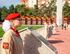 В Благовещенске зажгли Вечный огонь на площади Победы