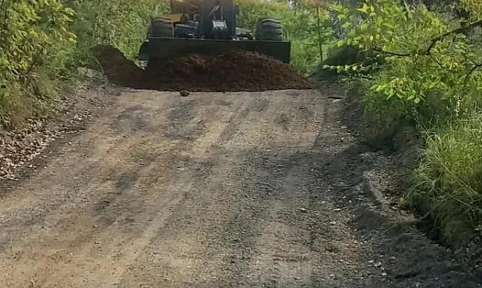 Еженедельно в Благовещенске профилируют около 30 км грунтовых дорог