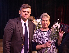 Церемония награждения медалями «За строительство Байкало-Амурской магистрали»