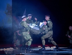 В Общественно-культурном центре Благовещенска прошел праздничный концерт, посвященный Дню защитника Отечества