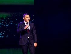 В Благовещенске в преддверии 8 Марта прошел большой праздничный концерт