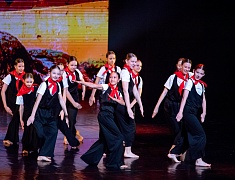 В общественно‑культурном центре прошел благотворительный концерт «Крымская весна»