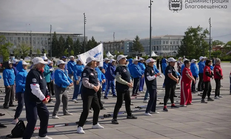 Благовещенск на один день стал городом спорта. В областном центре масштабно празднуют 170-летие! 