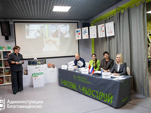 Известный фантаст Сергей Лукьяненко станет наставником для дальневосточных писателей 