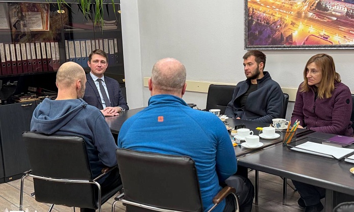 Известные блогеры-путешественники назвали Благовещенск одним из самых необычных городов страны