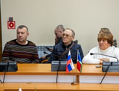 Мэр Благовещенска Олег Имамеев собрал предпринимателей, занимающихся пассажирскими перевозками